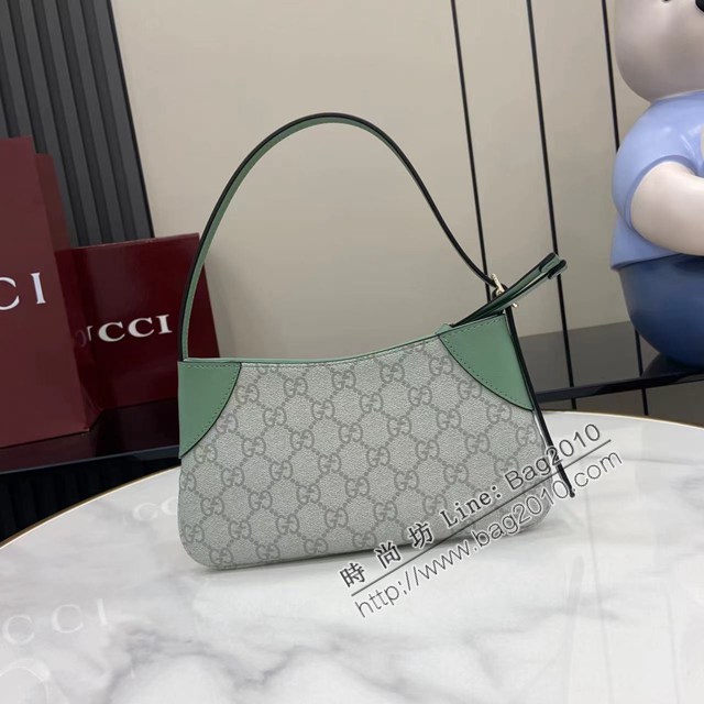 Gucci專櫃古馳最新款Emblem系列超迷你肩背包腋下包 jh2639型號：820696